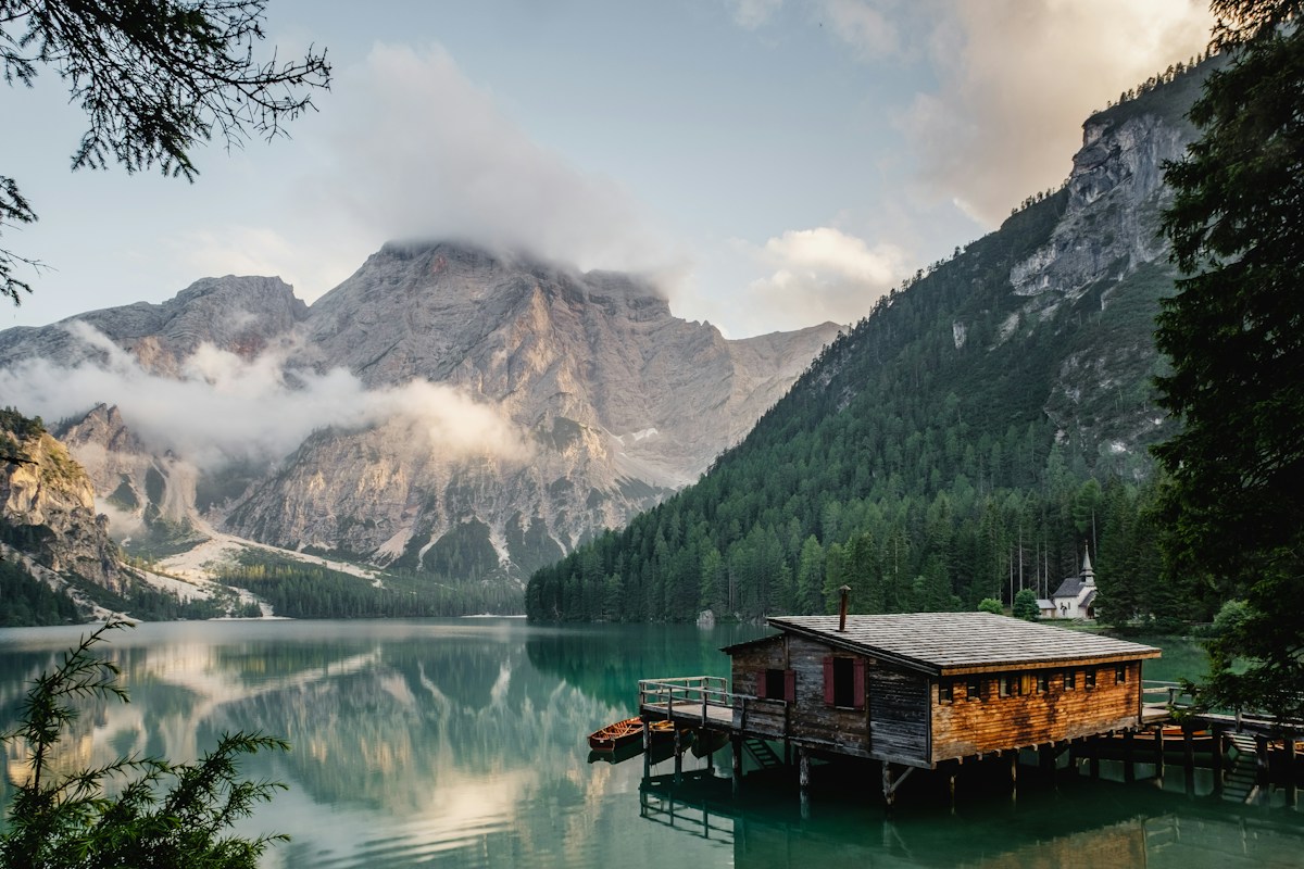 Lac et paysage de montagne